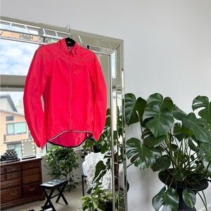 5/$25 | Craft Women’s Ultra Lightweight Jacket